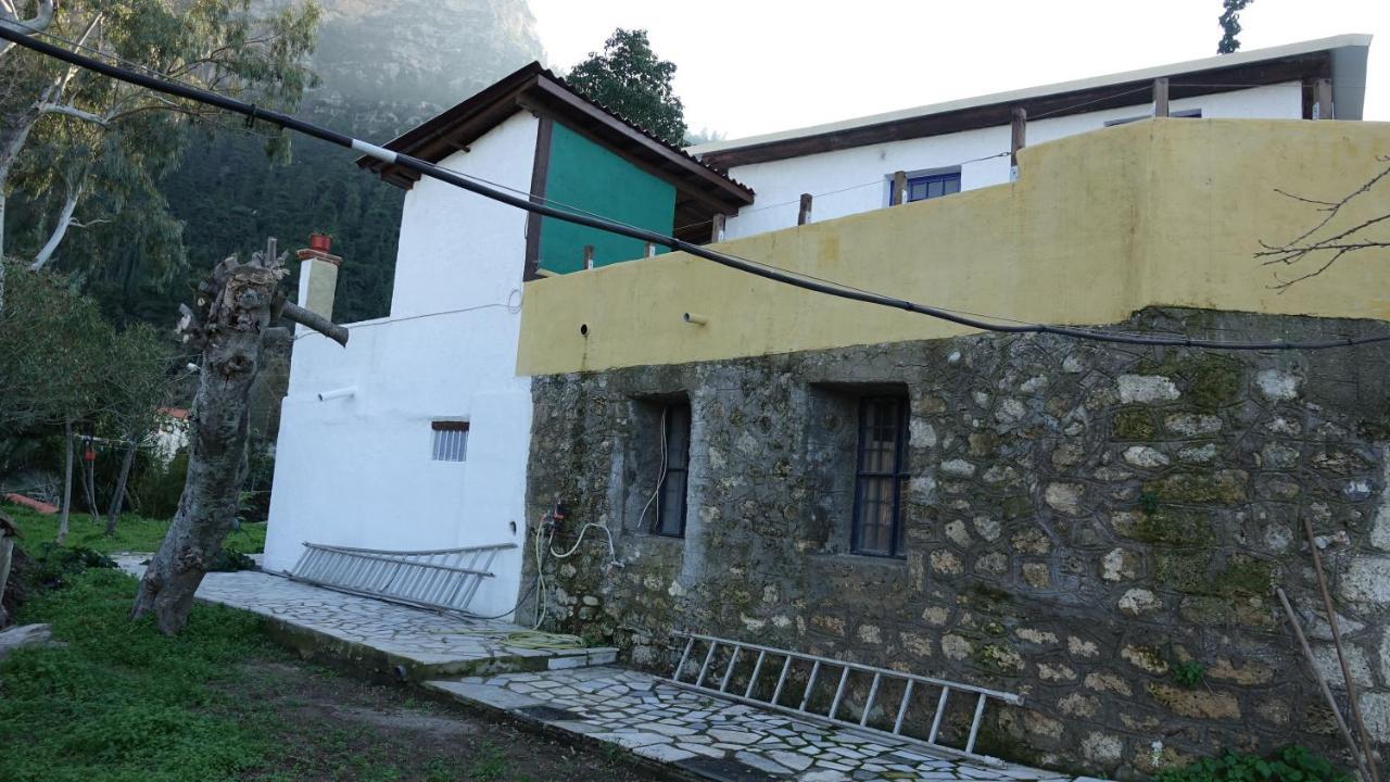 Вилла The Old Olive Mill House Aegae Экстерьер фото
